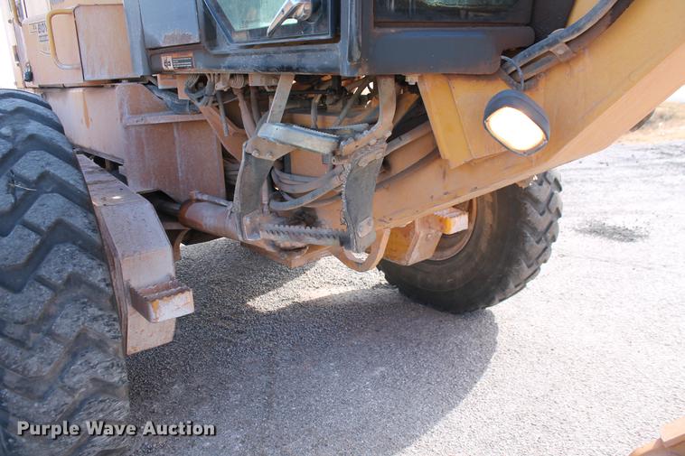 image for item DB5041 2004 John Deere 772CH II motor grader