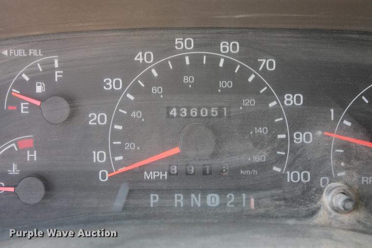 image for item DB5042 2000 Ford F250 Super Duty Super Cab pickup truck