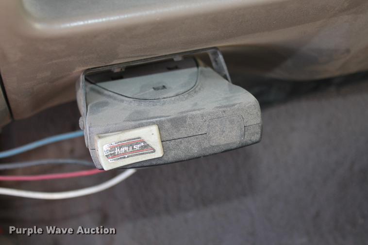 image for item DB5042 2000 Ford F250 Super Duty Super Cab pickup truck