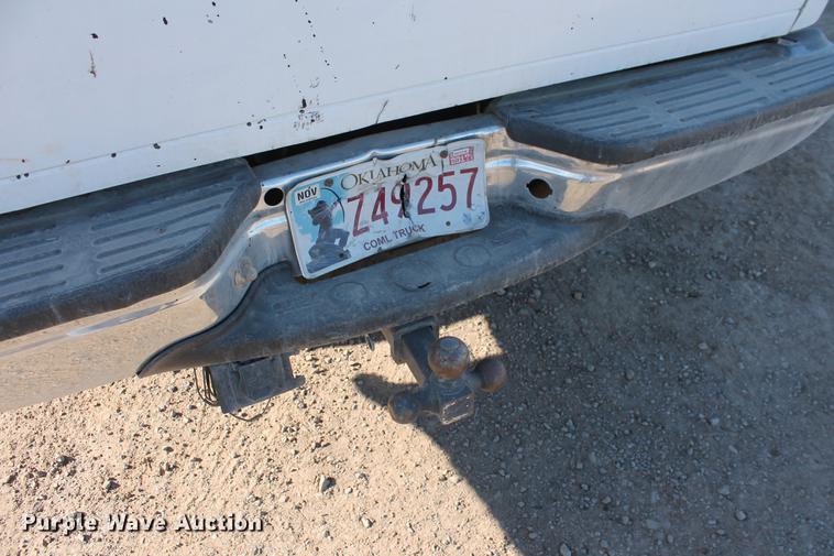 image for item DB5042 2000 Ford F250 Super Duty Super Cab pickup truck