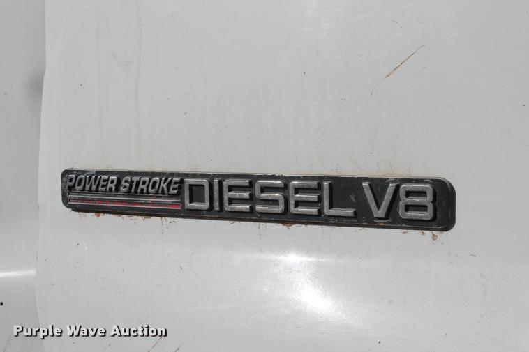 image for item DB5042 2000 Ford F250 Super Duty Super Cab pickup truck