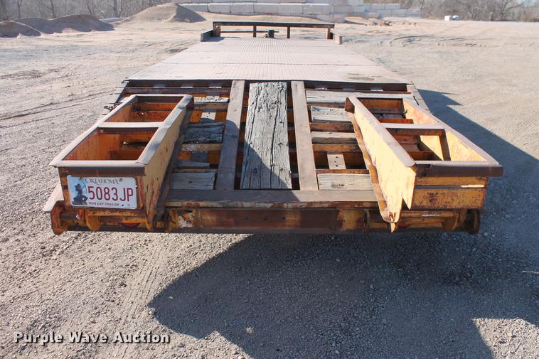 image for item DB5043 1979 Belshe T8 equipment trailer