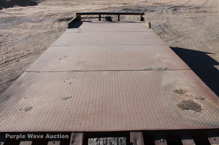 image for item DB5043 1979 Belshe T8 equipment trailer