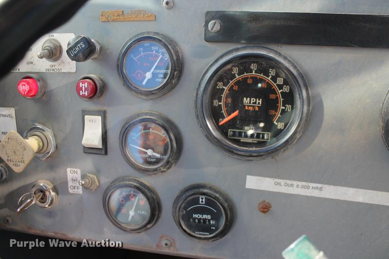 image for item DB5044 1995 Gradall G3WD excavator