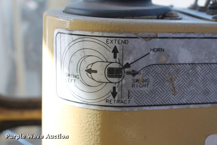 image for item DB5044 1995 Gradall G3WD excavator