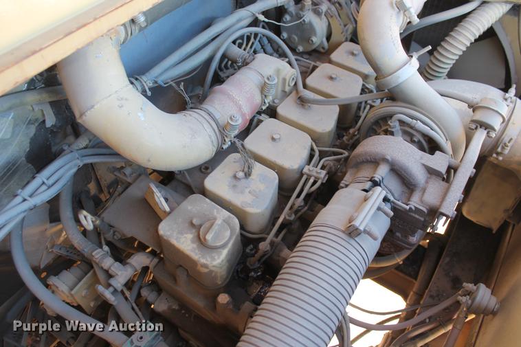 image for item DB5044 1995 Gradall G3WD excavator