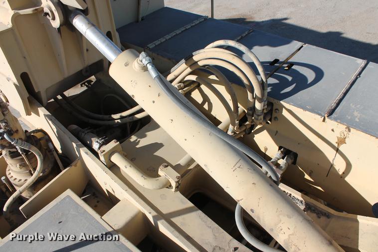 image for item DB5044 1995 Gradall G3WD excavator