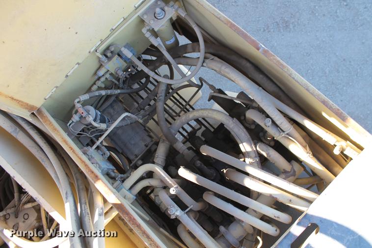 image for item DB5044 1995 Gradall G3WD excavator