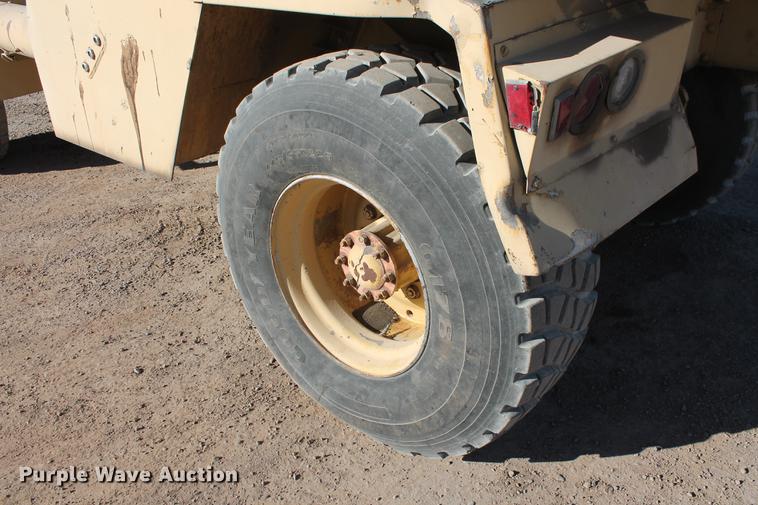 image for item DB5044 1995 Gradall G3WD excavator