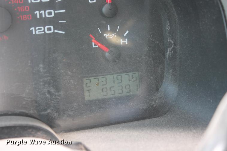 image for item DB5046 2006 Ford F150 STX Super Cab pickup truck