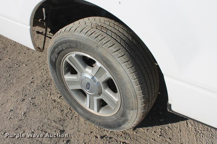 image for item DB5046 2006 Ford F150 STX Super Cab pickup truck