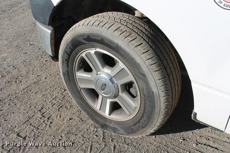 image for item DB5046 2006 Ford F150 STX Super Cab pickup truck