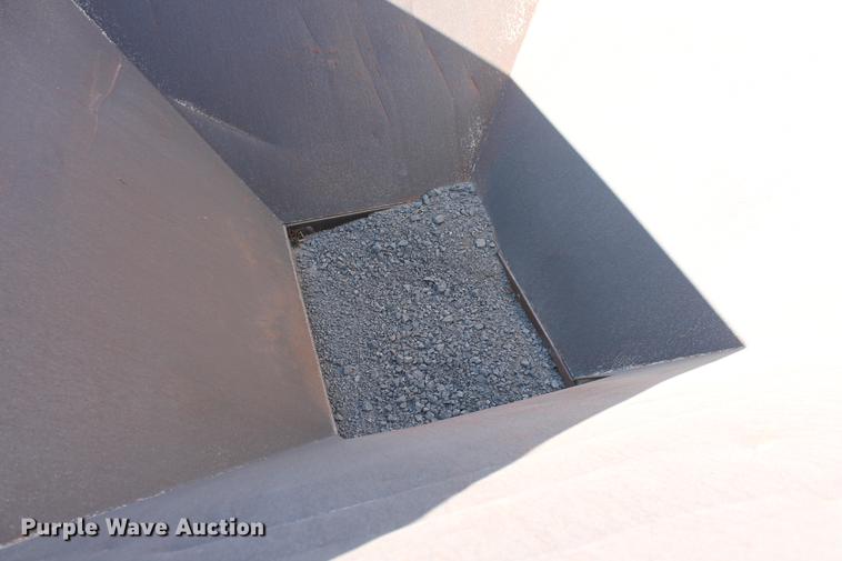 image for item DB5048 1992 Grace pug mill