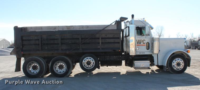 image for item DB5049 2000 Peterbilt 379 dump truck