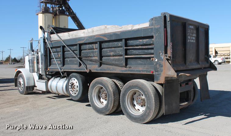 image for item DB5049 2000 Peterbilt 379 dump truck