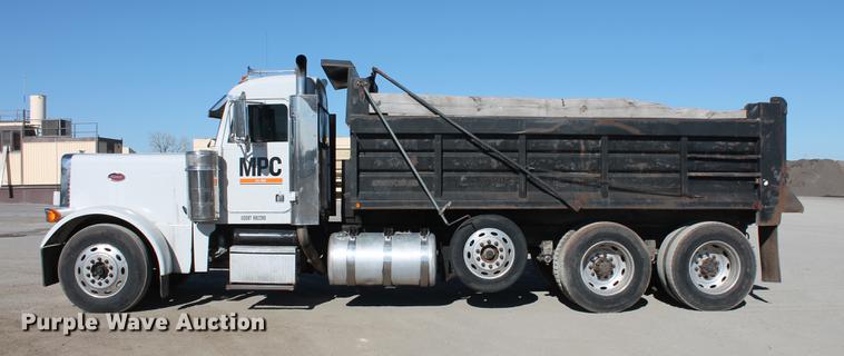 image for item DB5049 2000 Peterbilt 379 dump truck