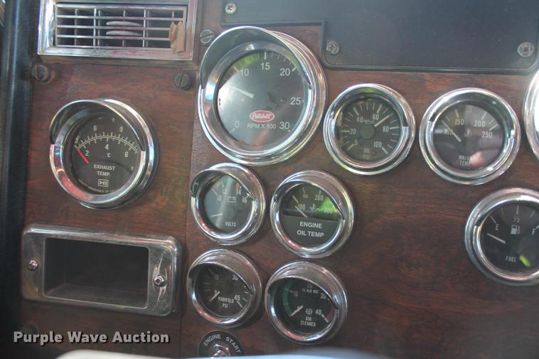 image for item DB5049 2000 Peterbilt 379 dump truck