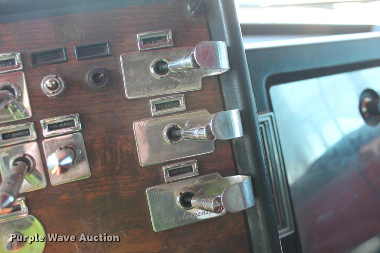 image for item DB5049 2000 Peterbilt 379 dump truck