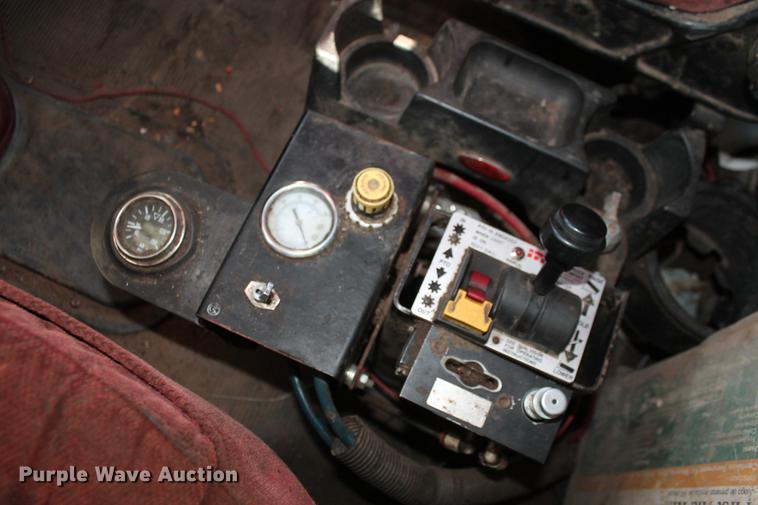 image for item DB5049 2000 Peterbilt 379 dump truck