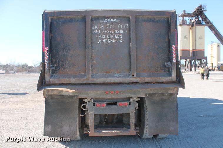 image for item DB5049 2000 Peterbilt 379 dump truck