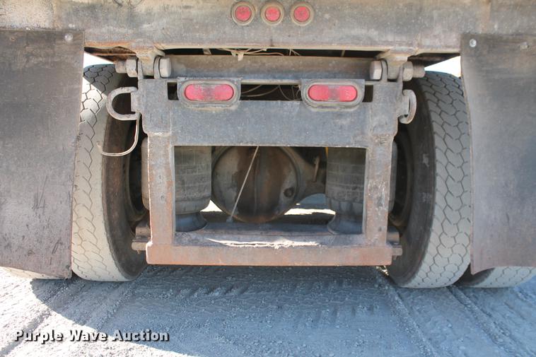 image for item DB5049 2000 Peterbilt 379 dump truck