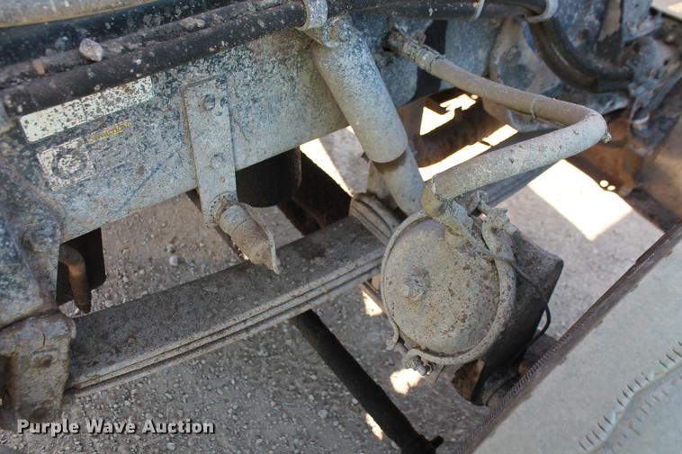 image for item DB5049 2000 Peterbilt 379 dump truck