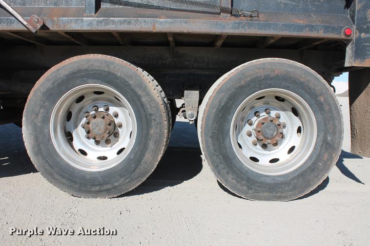 image for item DB5049 2000 Peterbilt 379 dump truck