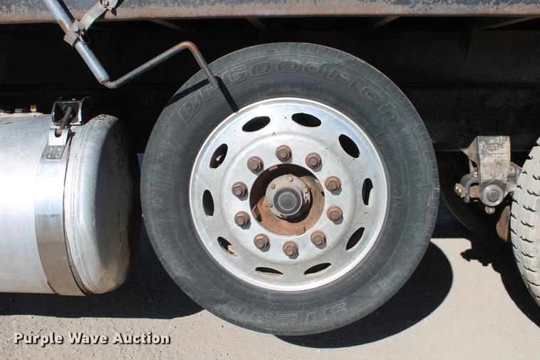 image for item DB5049 2000 Peterbilt 379 dump truck