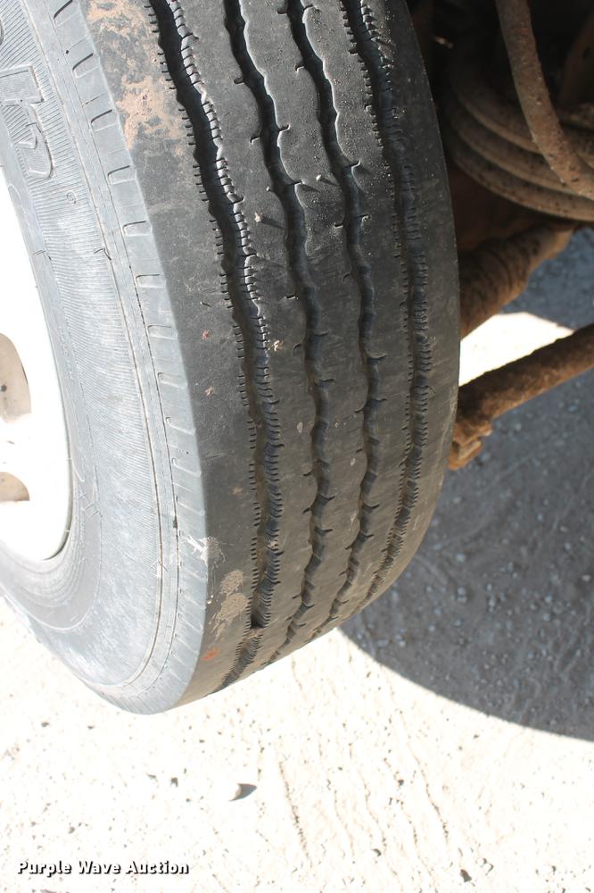 image for item DB5049 2000 Peterbilt 379 dump truck