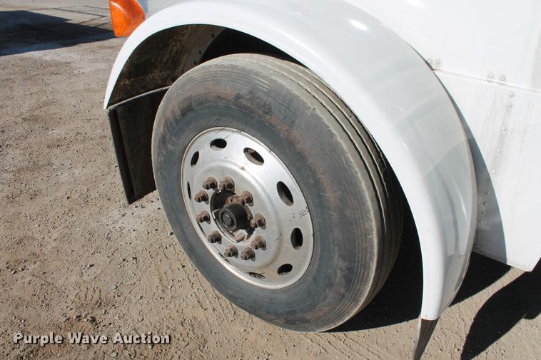 image for item DB5049 2000 Peterbilt 379 dump truck