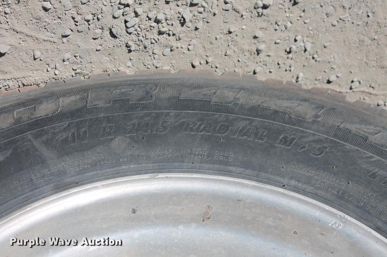 image for item DB5049 2000 Peterbilt 379 dump truck