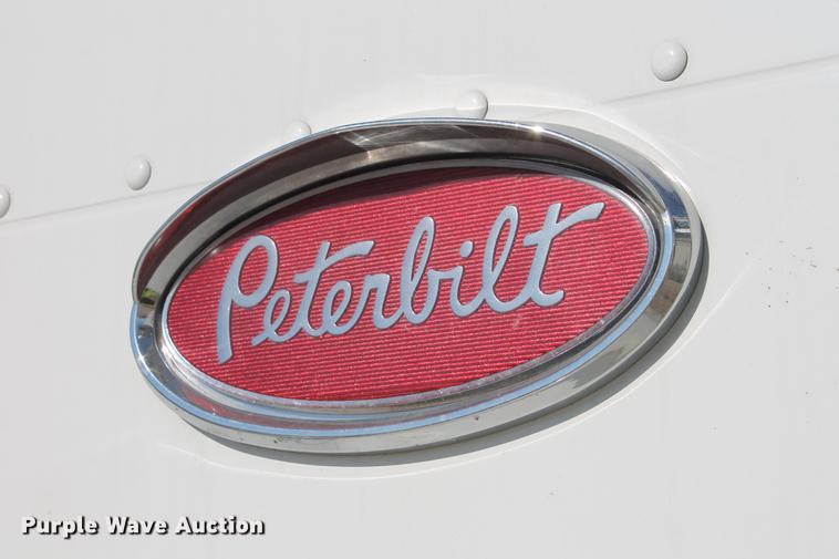 image for item DB5049 2000 Peterbilt 379 dump truck