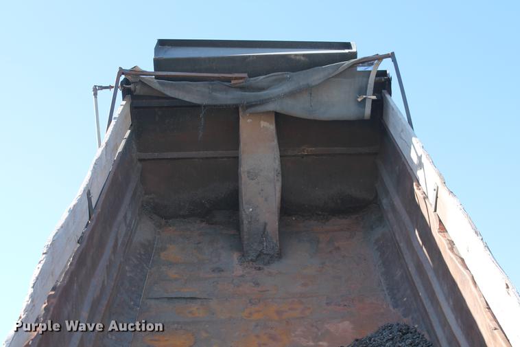 image for item DB5049 2000 Peterbilt 379 dump truck