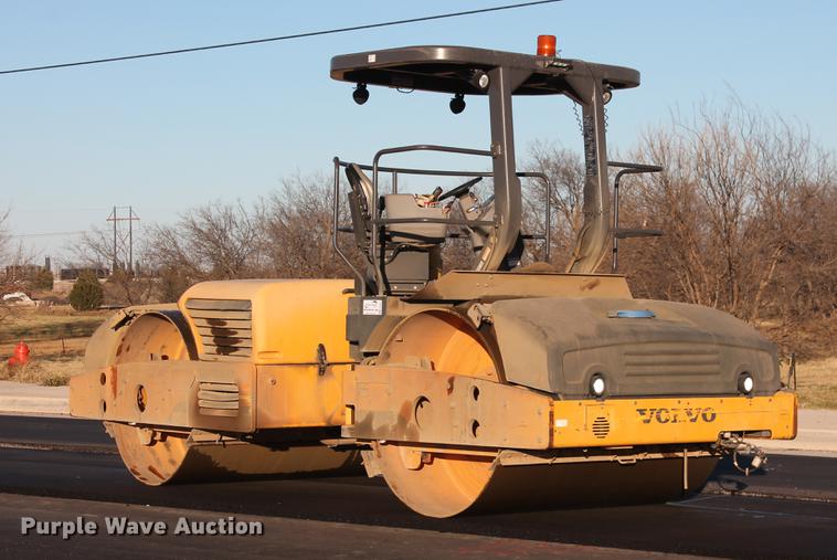 image for item DB5051 2015 Volvo DD140 double drum vibratory roller