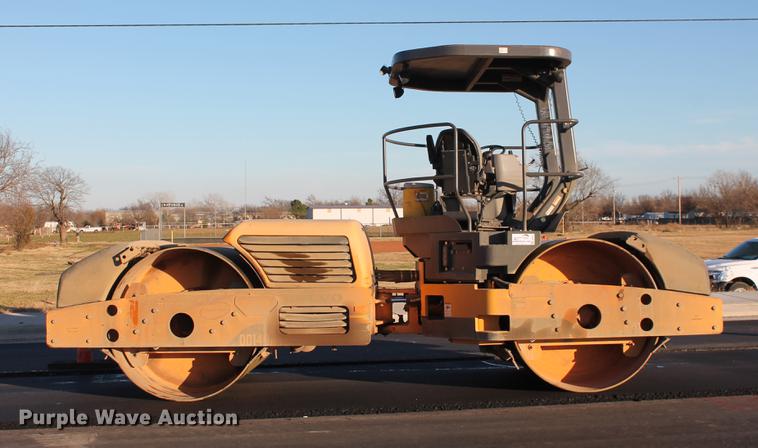 image for item DB5051 2015 Volvo DD140 double drum vibratory roller