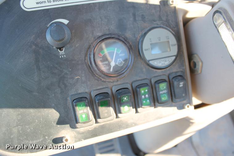 image for item DB5051 2015 Volvo DD140 double drum vibratory roller