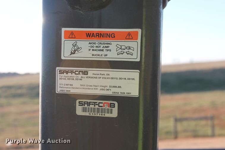 image for item DB5051 2015 Volvo DD140 double drum vibratory roller