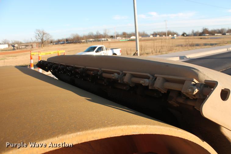 image for item DB5051 2015 Volvo DD140 double drum vibratory roller