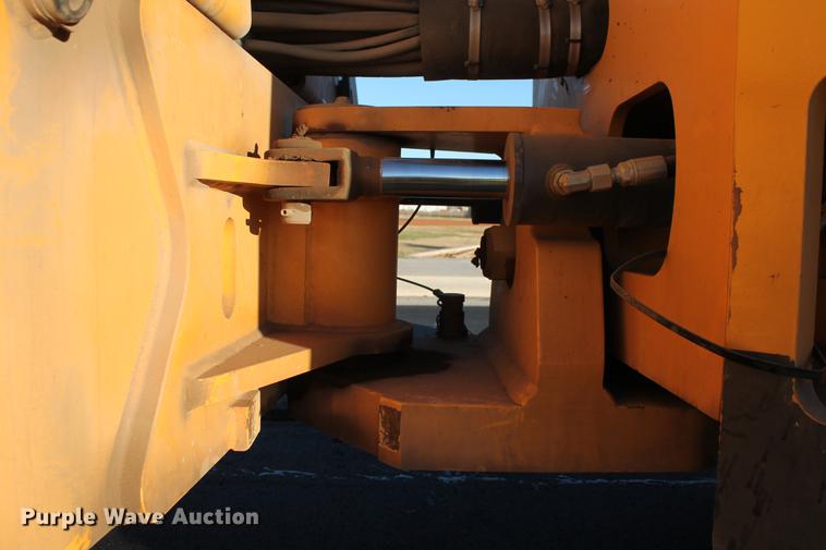 image for item DB5051 2015 Volvo DD140 double drum vibratory roller