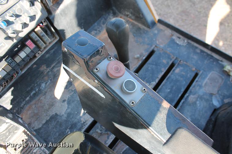 image for item DB5052 2005 Dynapac CC422HF double drum roller