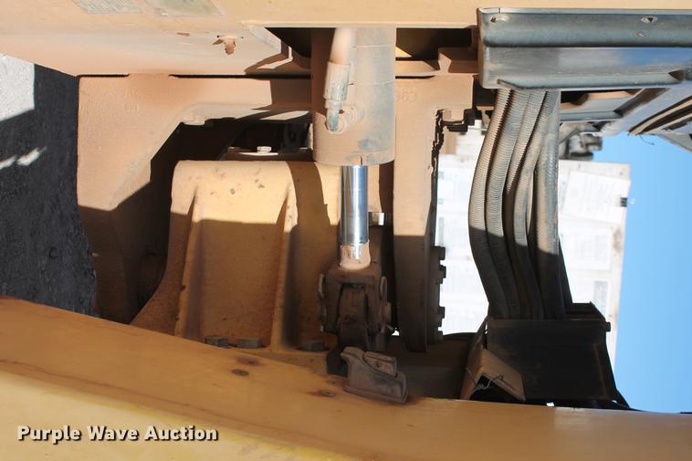 image for item DB5052 2005 Dynapac CC422HF double drum roller