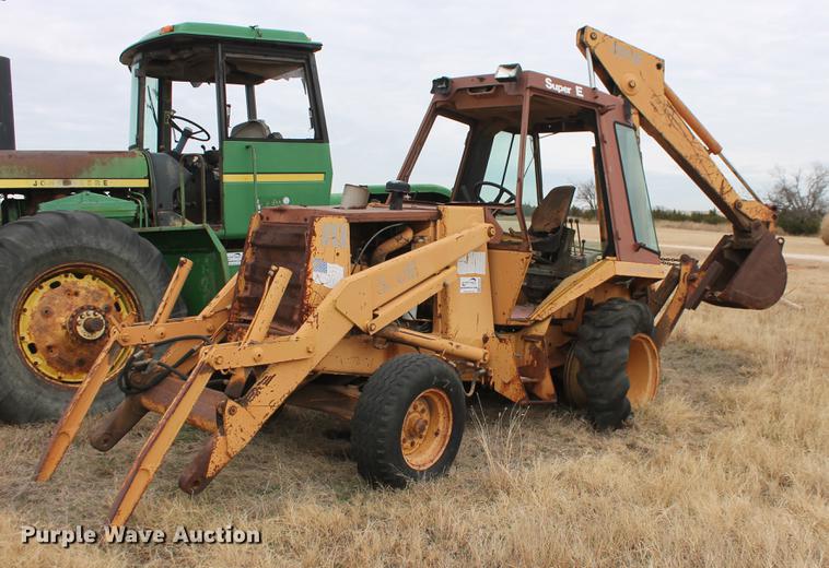 image for item DB5054 1985 Case 580 Super E backhoe