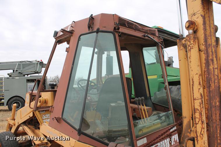 image for item DB5054 1985 Case 580 Super E backhoe