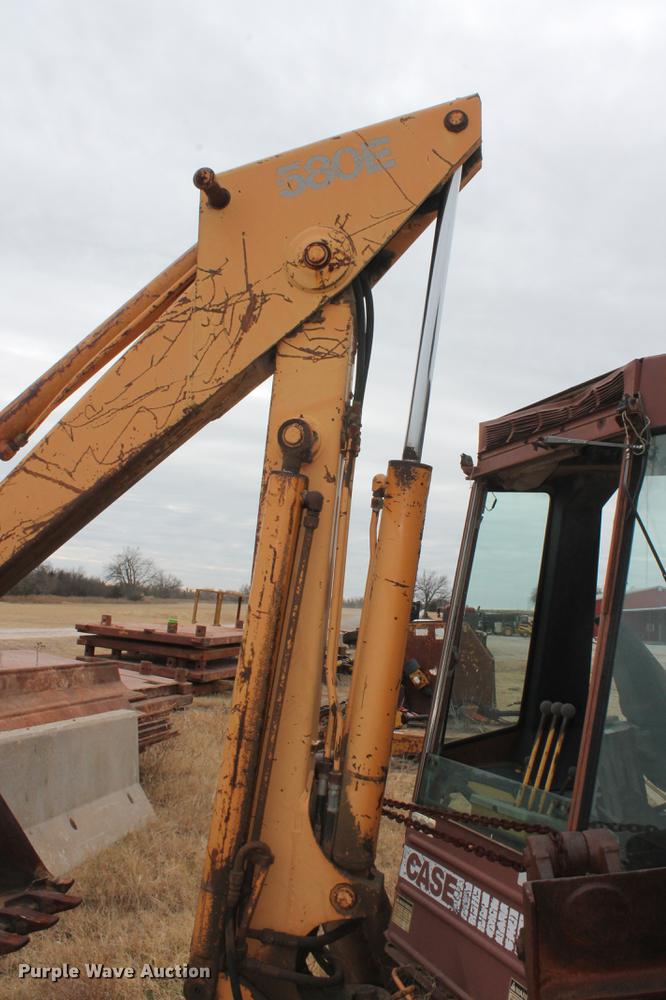 image for item DB5054 1985 Case 580 Super E backhoe
