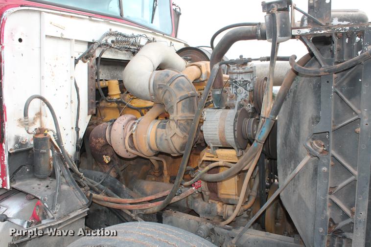 image for item DB5059 1981 International F4370 Transter 4300 dump truck