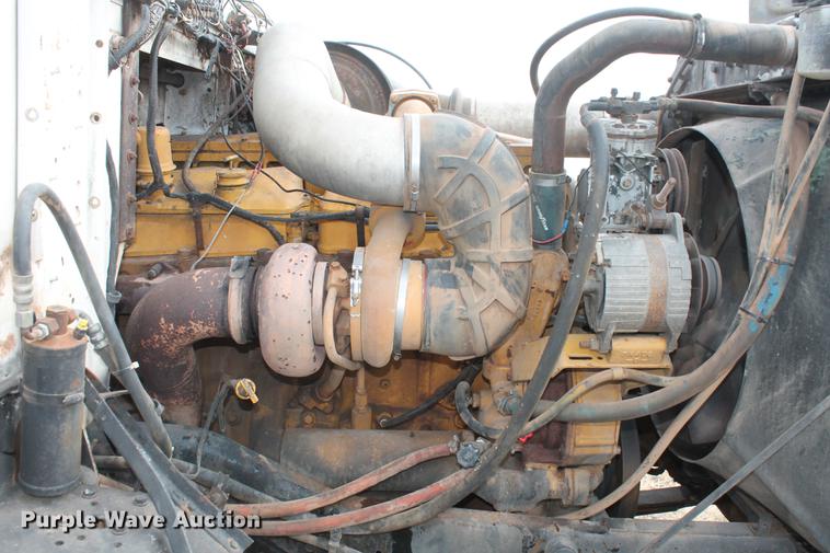 image for item DB5059 1981 International F4370 Transter 4300 dump truck