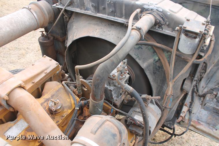 image for item DB5059 1981 International F4370 Transter 4300 dump truck