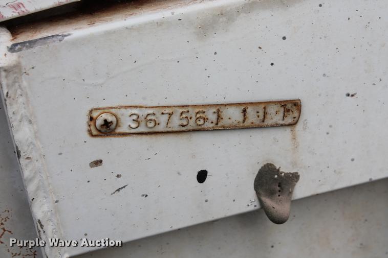 image for item DB5059 1981 International F4370 Transter 4300 dump truck