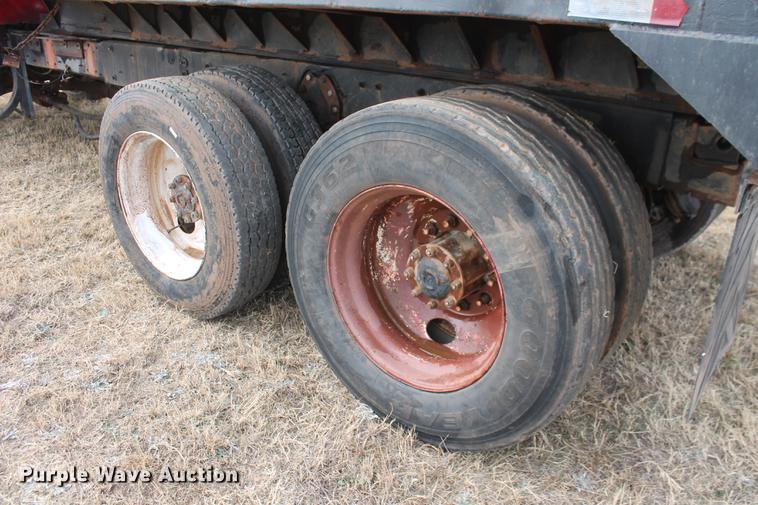 image for item DB5059 1981 International F4370 Transter 4300 dump truck