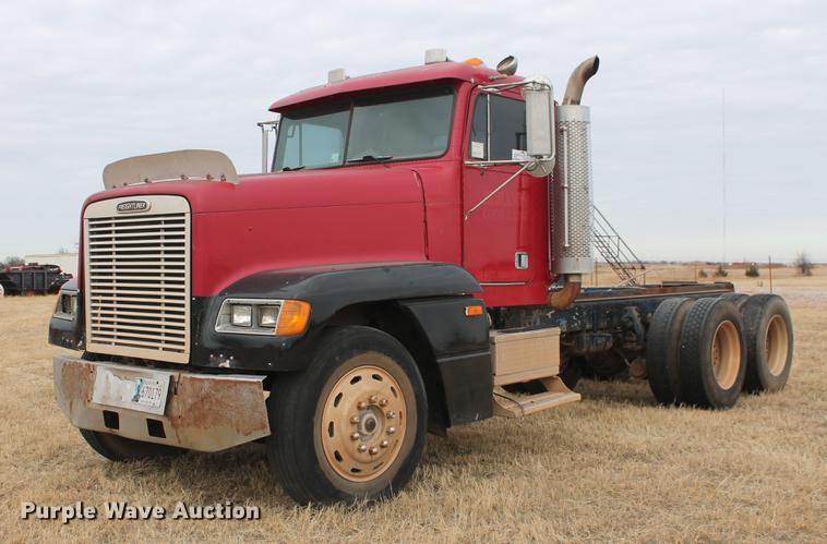 image for item DB5060 1990 Freightliner FLD truck chassis